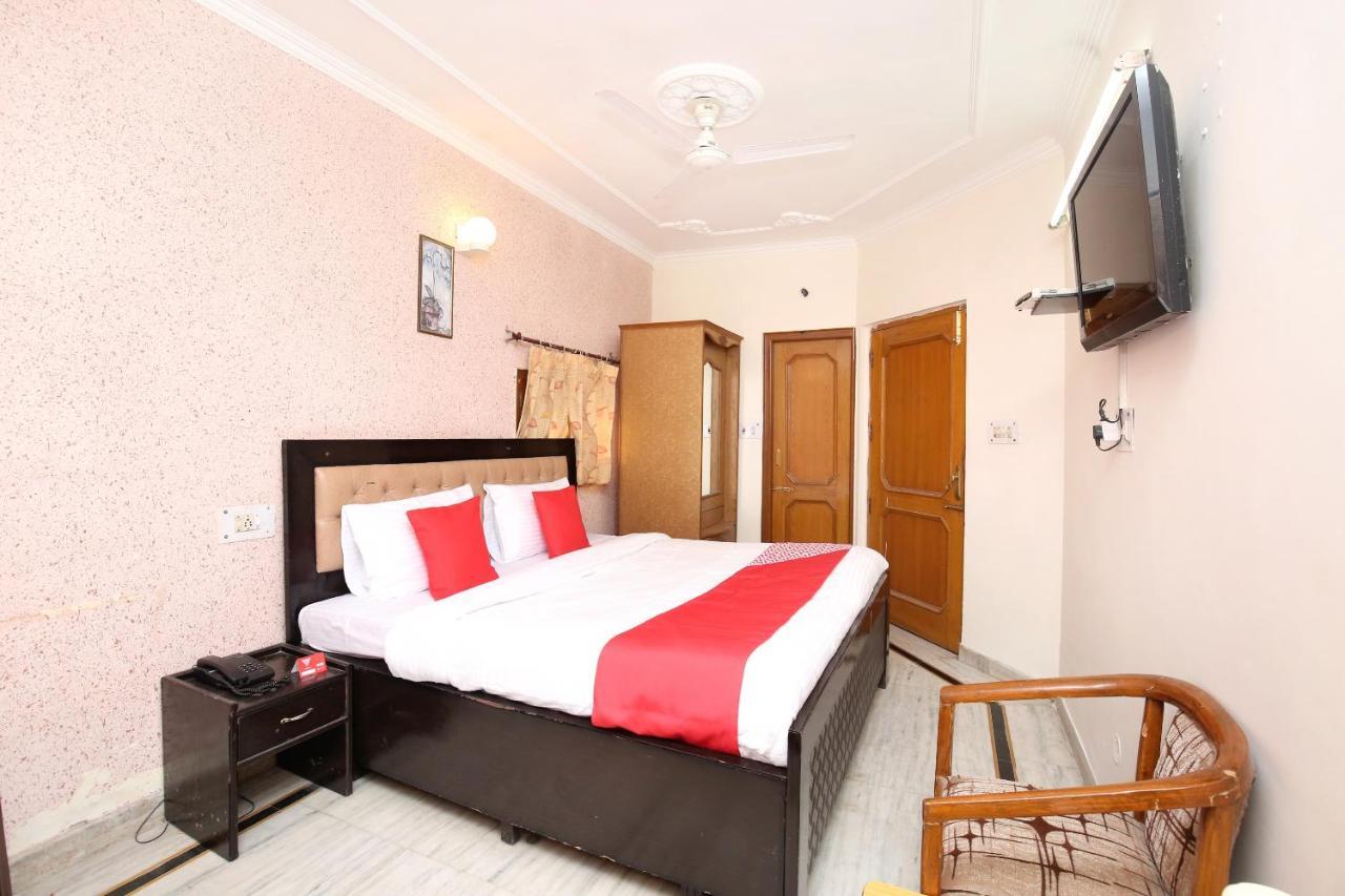 Hotel Amar Chandīgarh Exterior foto